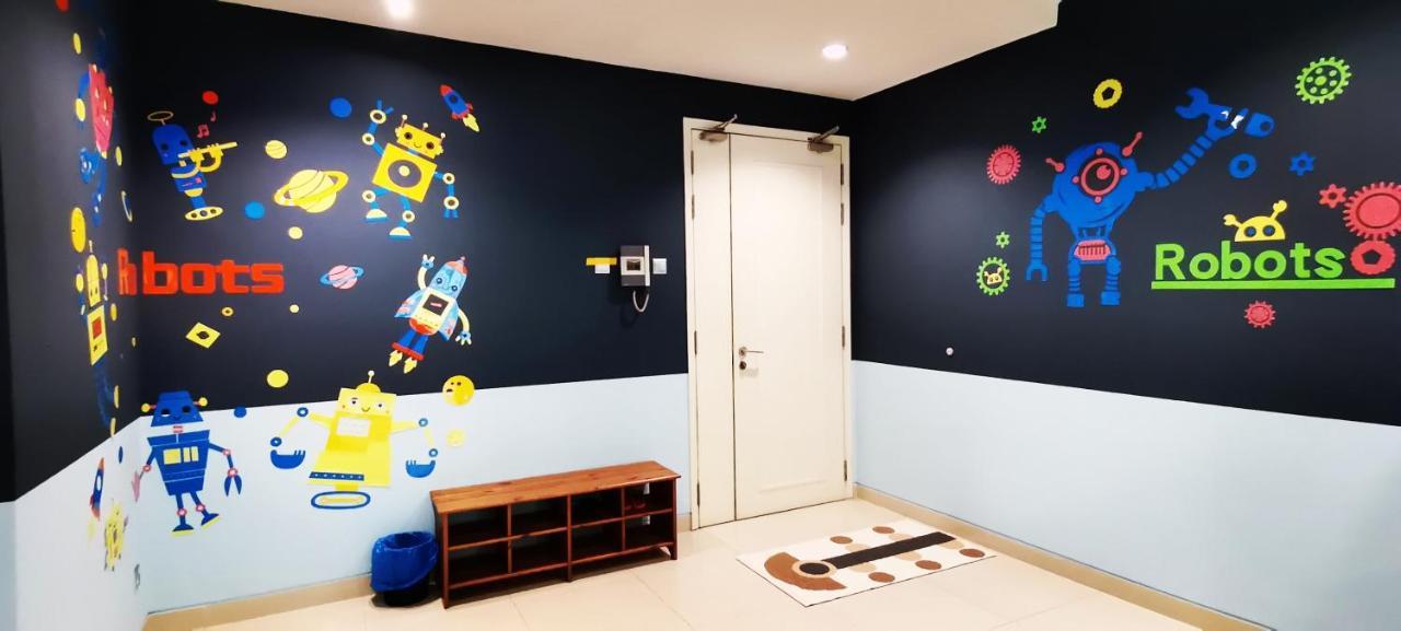 Klcc Amazing Robots 4bedrooms Pangsapuri